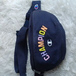 Champion  fanny pack